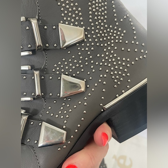 SOLD Chloe Suzanna boots new in box 5.5 - Picture 6 of 6